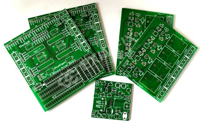 Printed Circuit Board (PCB)